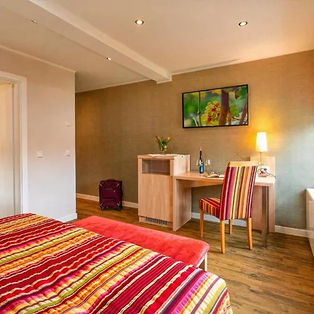 Отель Weinhotel Landsknecht