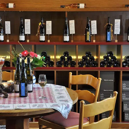 Отель Weinhotel Landsknecht